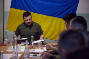 Президент України провів нараду щодо ситуації на Миколаївщині